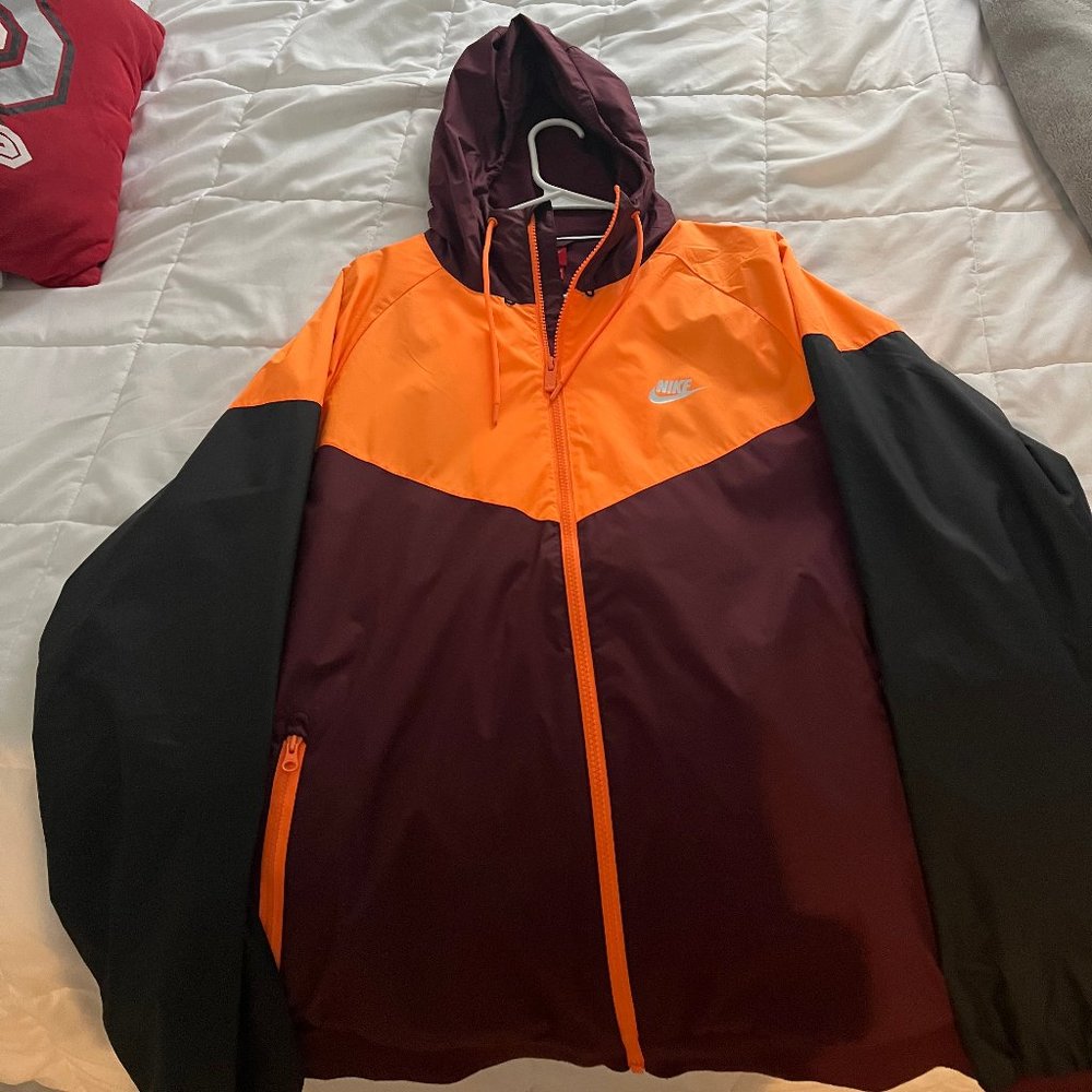 Nike Wind Breaker